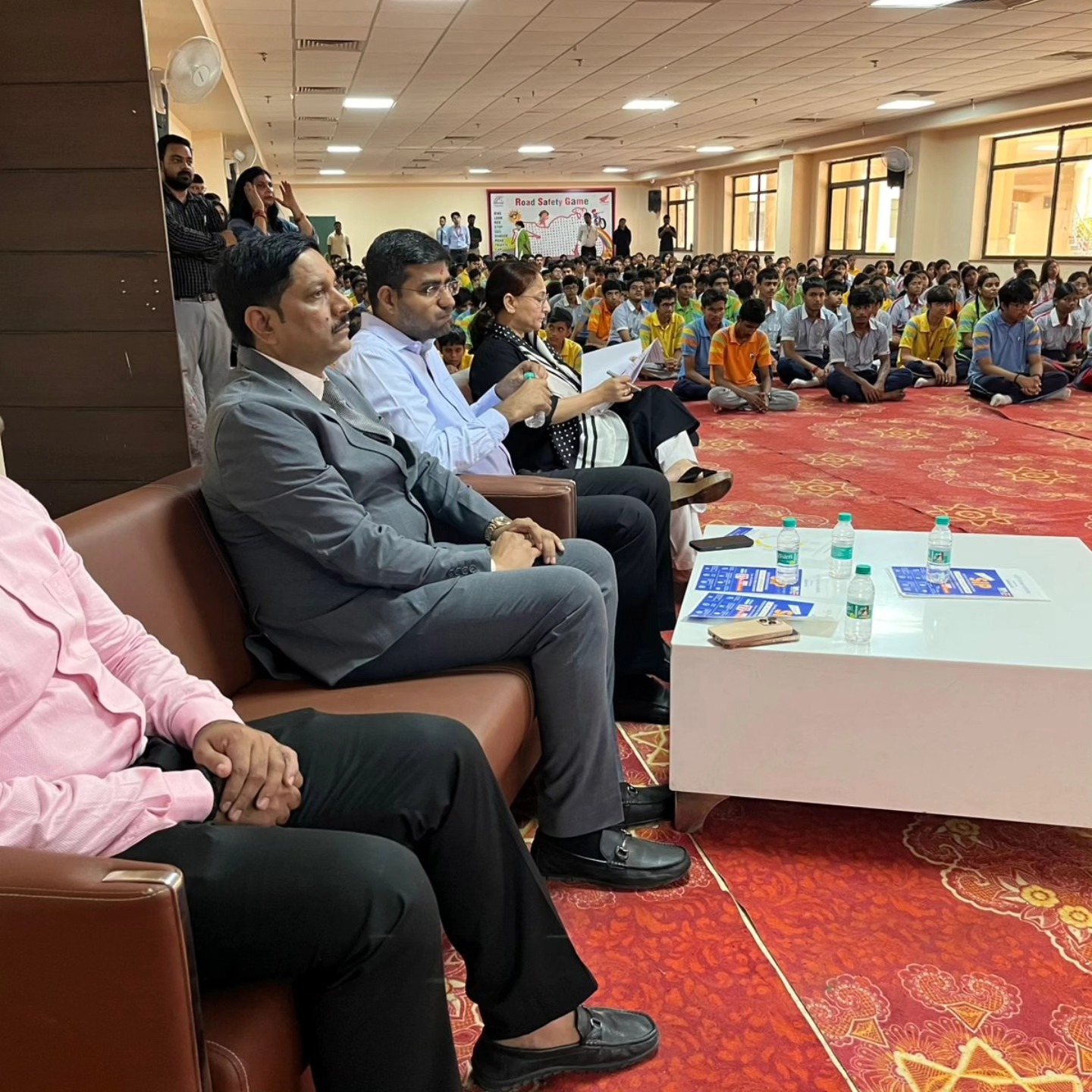 555803830_809165698716012_1106145531549359355_n